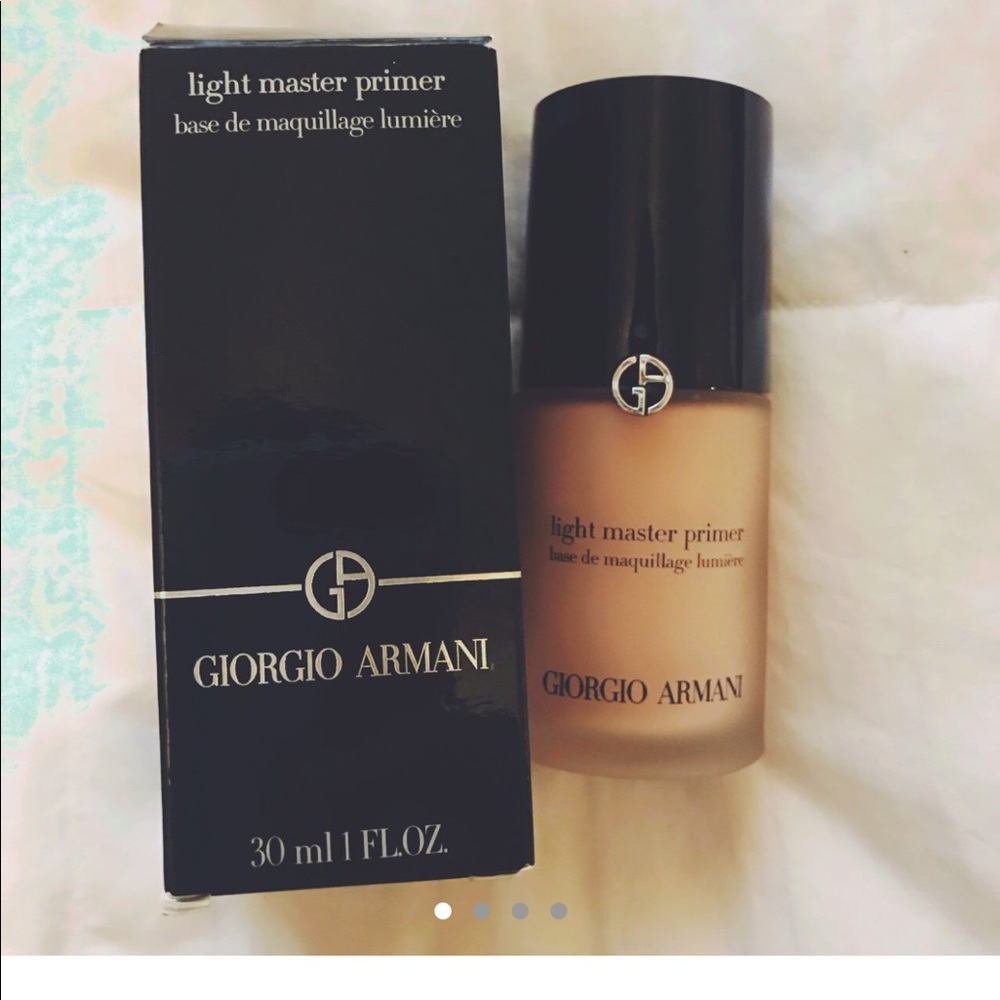 Giorgio Armani light master primer.